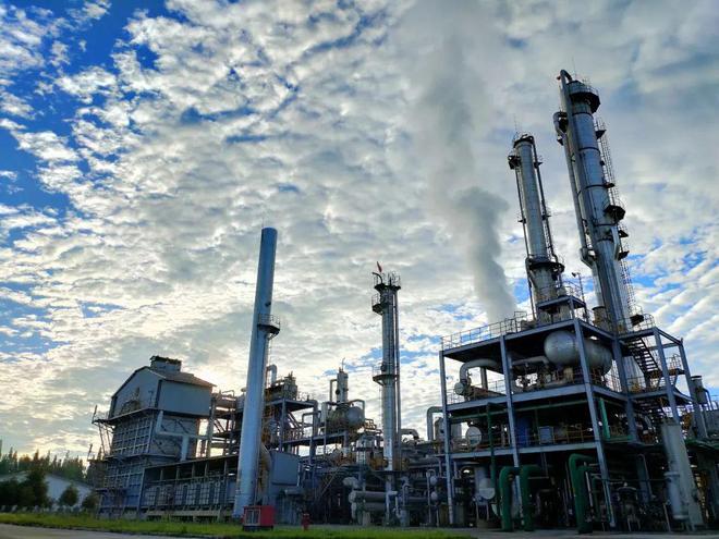 綿竹知名老廠企招人啦!操作工、機電技術人員,五險一金,薪資5-8k.